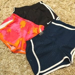3 pairs of polyester shorts